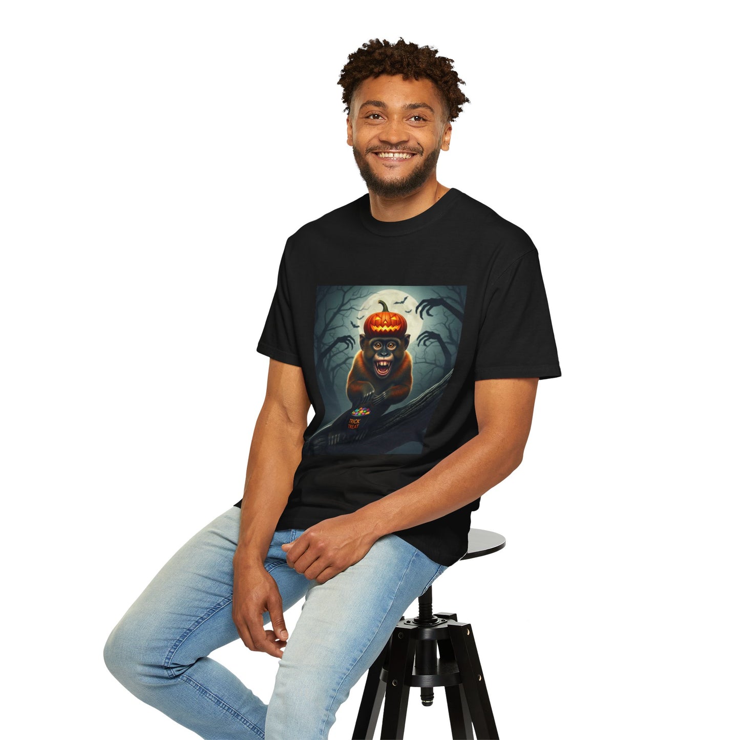 Halloween Monkey T-Shirt | Spooky Graphic Tee | Unisex Shirt for Halloween Parties, Gift Idea, Fall Fashion