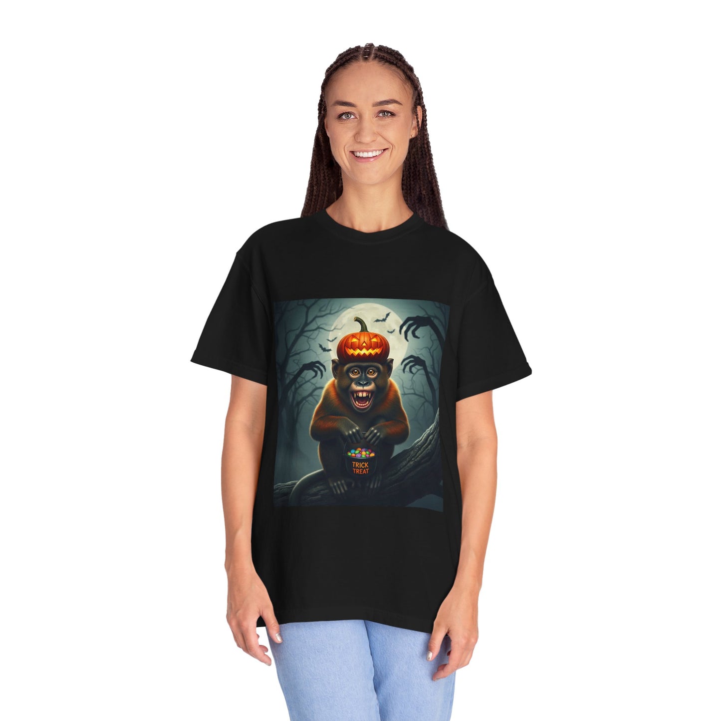 Halloween Monkey T-Shirt | Spooky Graphic Tee | Unisex Shirt for Halloween Parties, Gift Idea, Fall Fashion