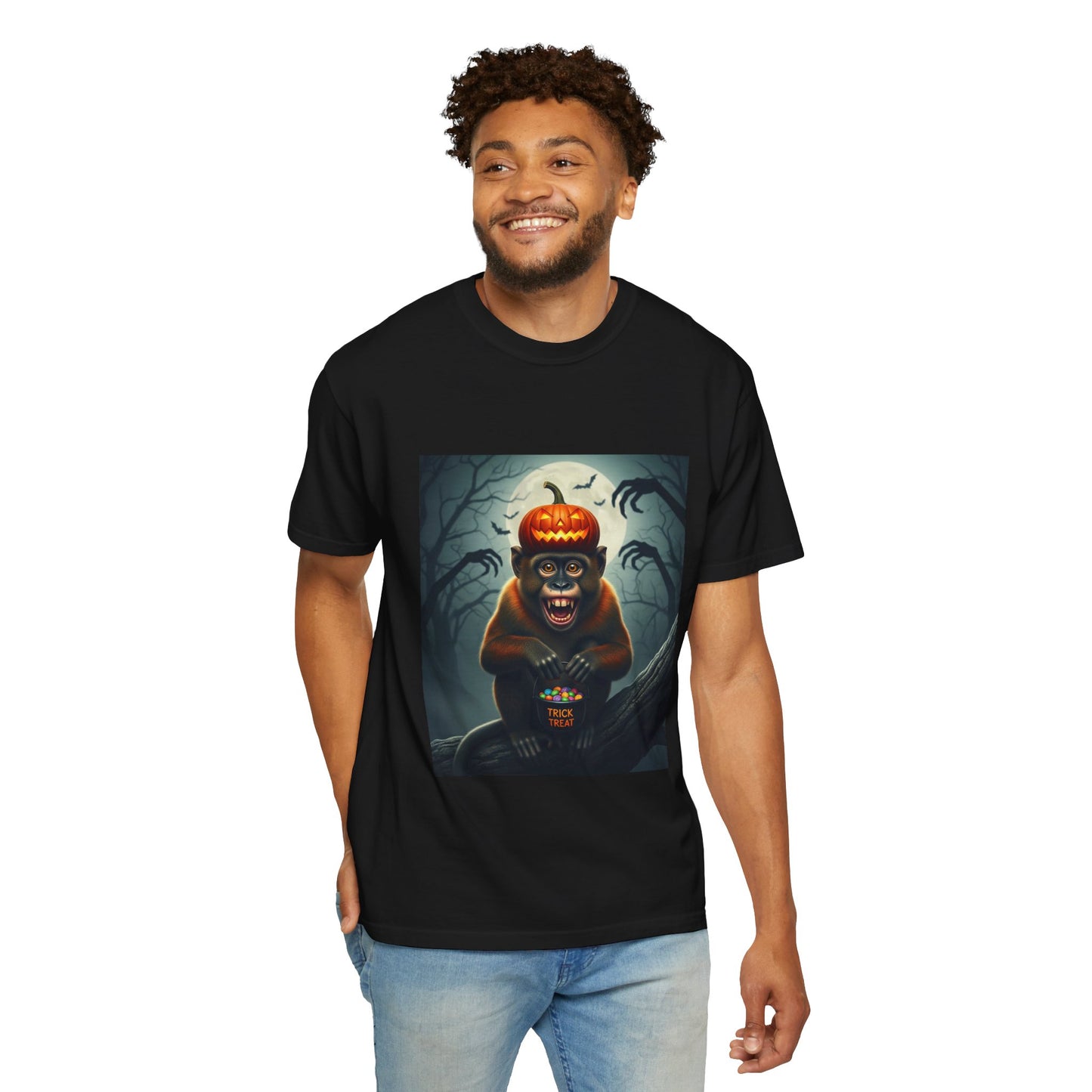Halloween Monkey T-Shirt | Spooky Graphic Tee | Unisex Shirt for Halloween Parties, Gift Idea, Fall Fashion