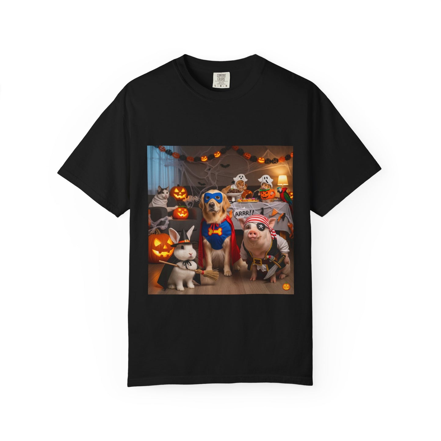 Spooky Pet Halloween T-shirt for Animal Lovers, Unisex Halloween Tee, Funny Dog and Cat Shirt, Costume Party Outfit, Halloween Gift Idea